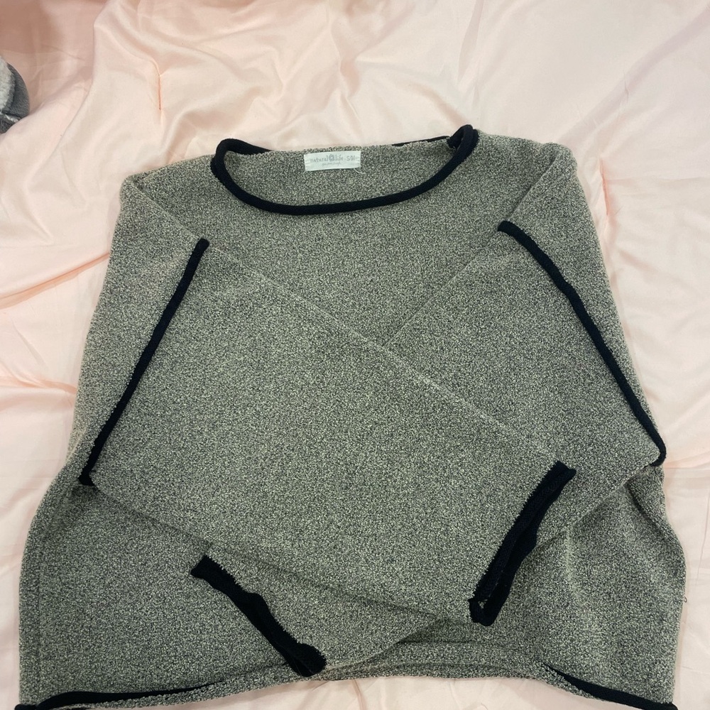Women's Gray Sweater with Black Trim
